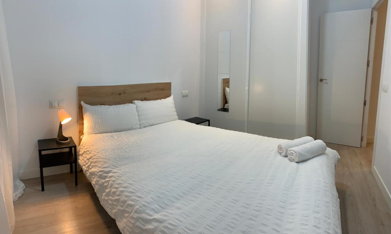 Atocha Reina Sofia Apartment Madrid Luaran gambar